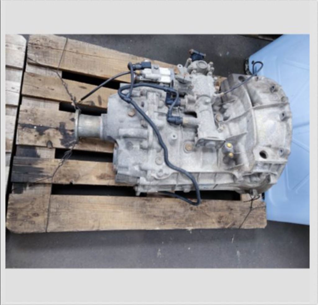piece_IVECO 75E18 BOITE DE VITESSE MANUELLE 6S700TO