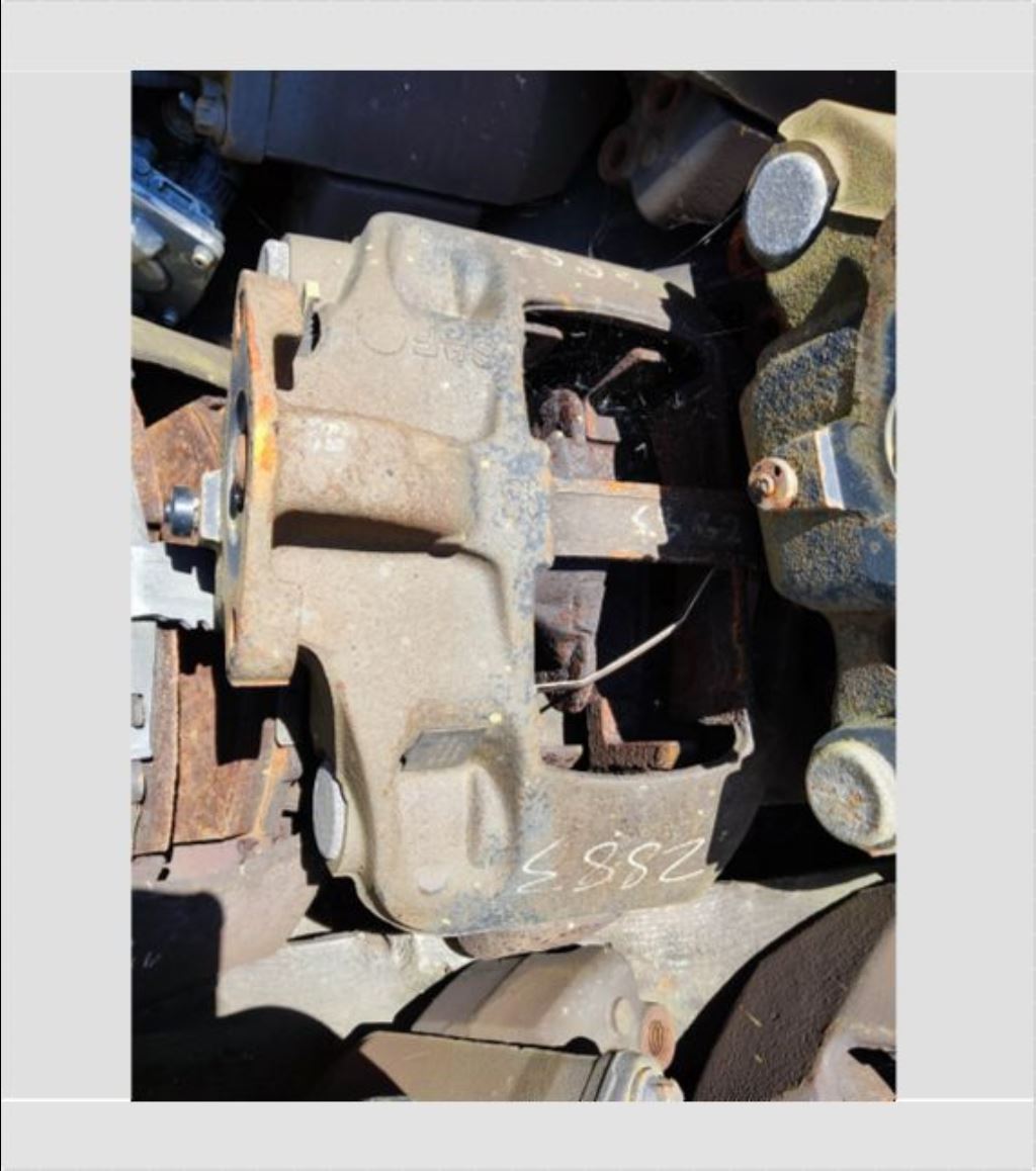 piece_RENAULT MIDLUM  ETRIER DE FREIN AVANT DROIT 7421471922