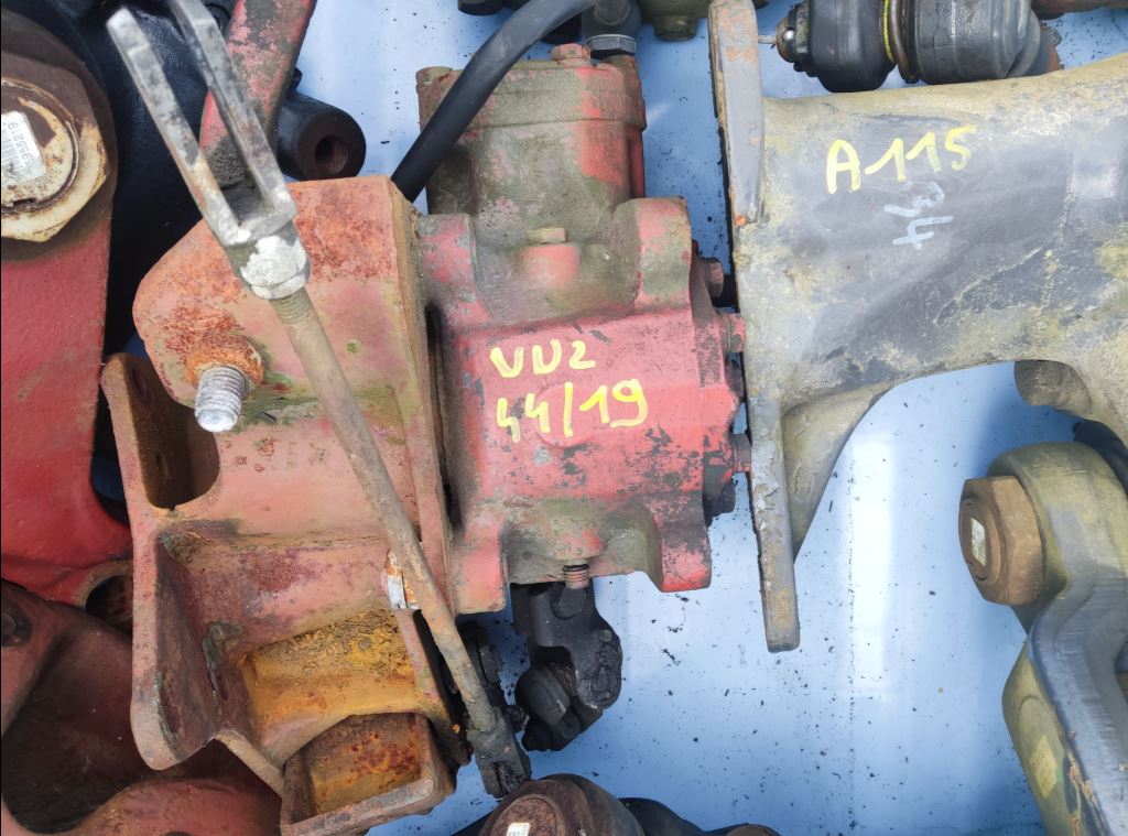 piece_RENAULT S170 BOITIER DE DIRECTION  