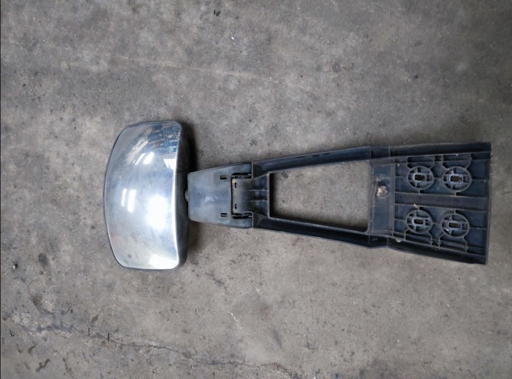 piece_RENAULT PREMIUM  ANTEVISEUR 7482226025,7420849837