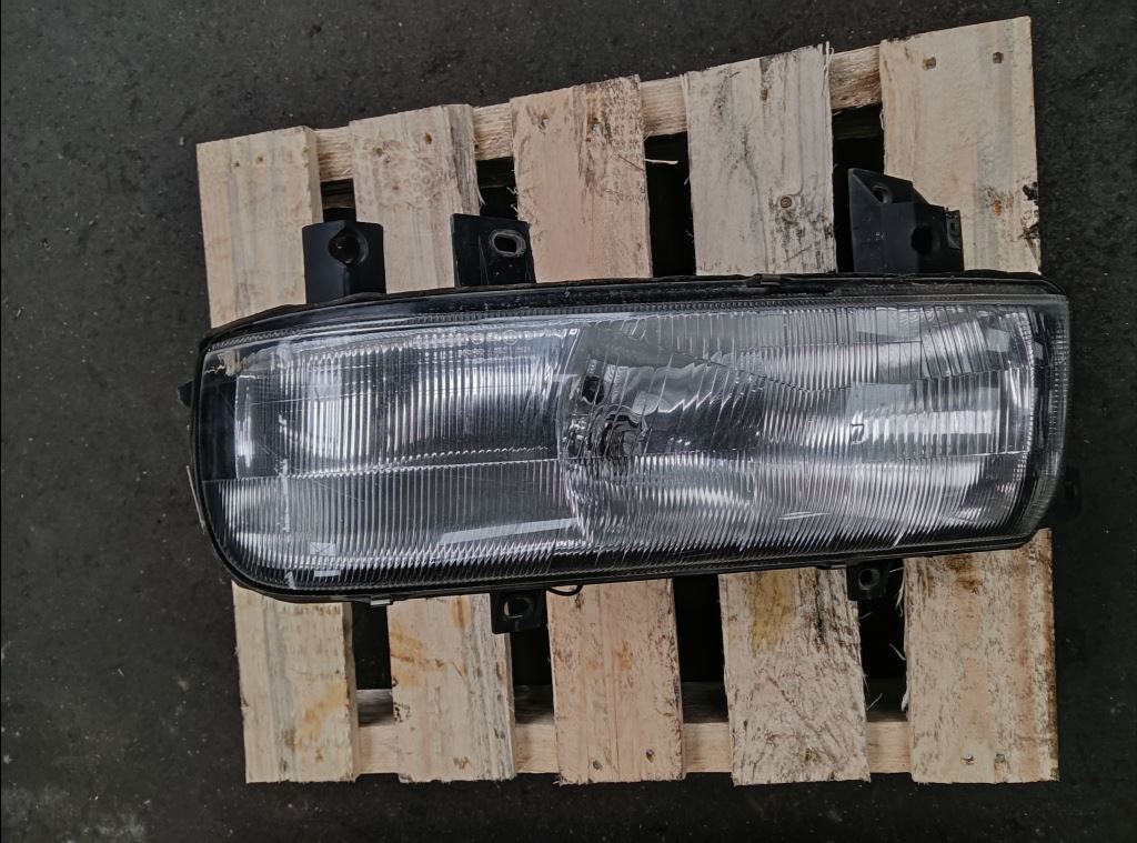 piece_RENAULT MASCOTT  PHARE GAUCHE