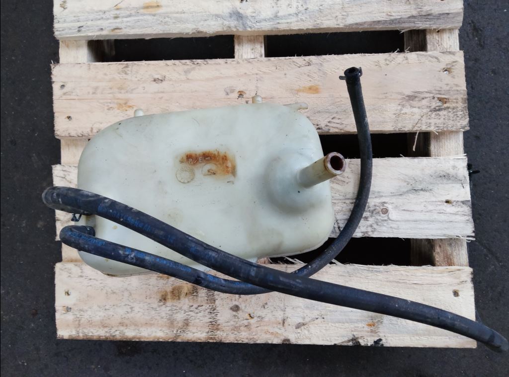 piece_RENAULT MASCOTT  VASE D'EXPENSION 5010435551