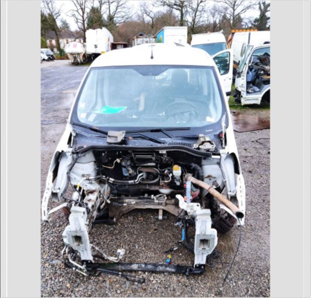 piece_FIAT FIORINO  AILE AVANT DROITE