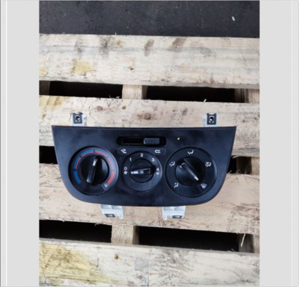 piece_FIAT FIORINO  BLOC COMMANDE CHAUFFAGE 735462118