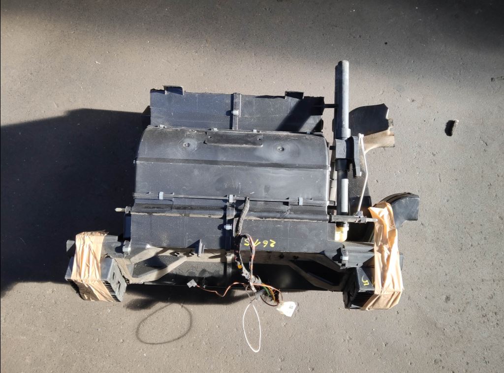 piece_MAN 12.224 BLOC CHAUFFAGE 85619006005