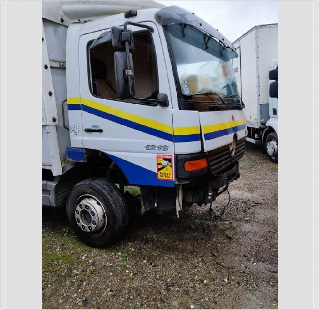 piece_MERCEDES ATEGO COMMODO ESSUIE GLACE A0075457524,202654648731