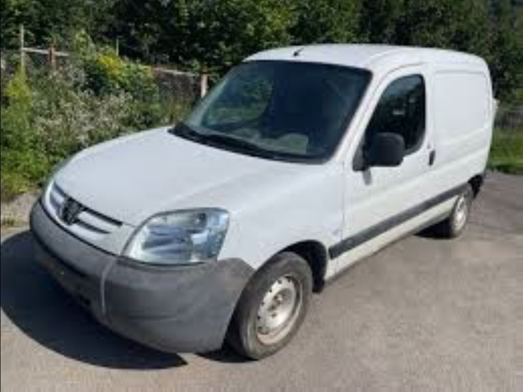 piece_PEUGEOT PARTNER BLOC COMMANDE LEVE VITRE - RETROVISEUR DROIT