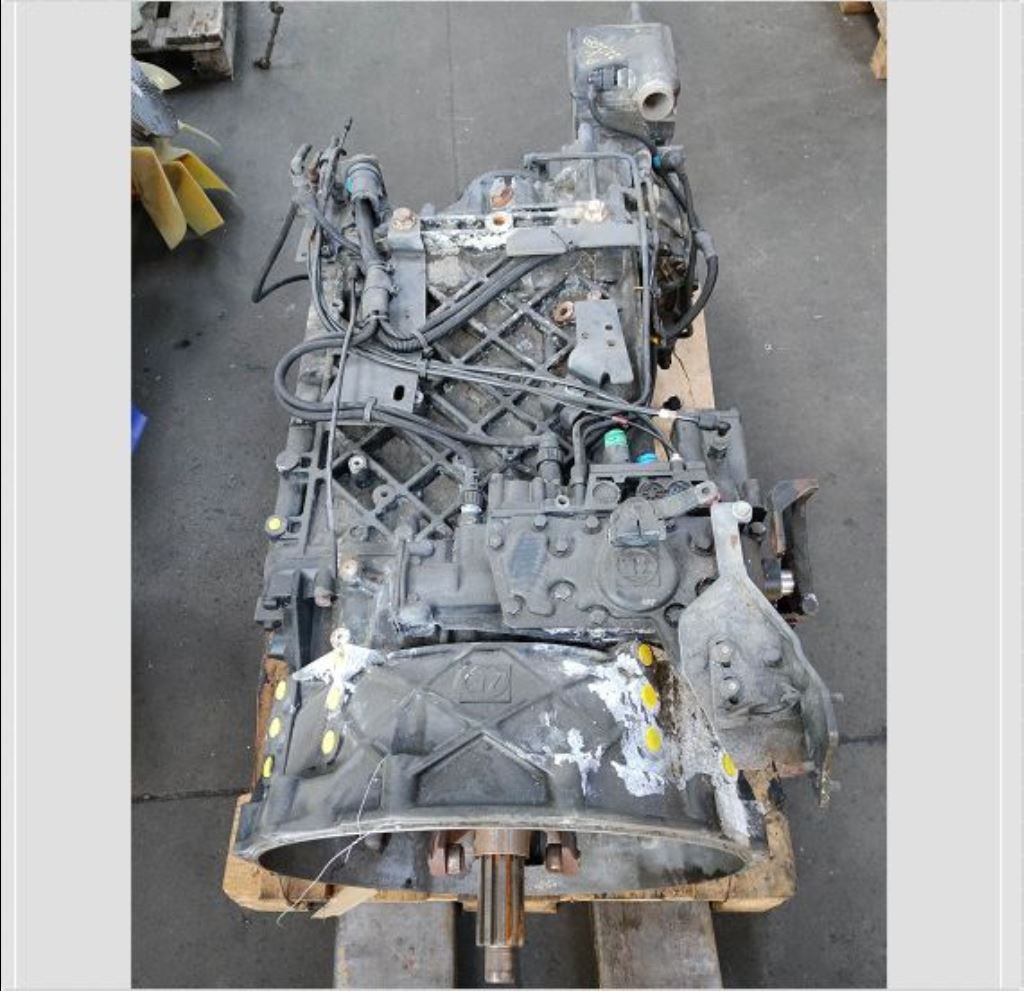 piece_RENAULT PREMIUM  BOITE DE VITESSE MANUELLE 16S2220TD